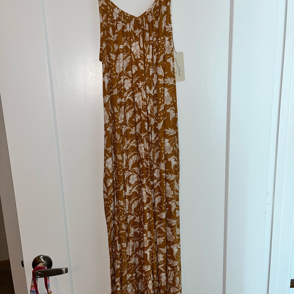 Floral Maxi Dress in Brown and White